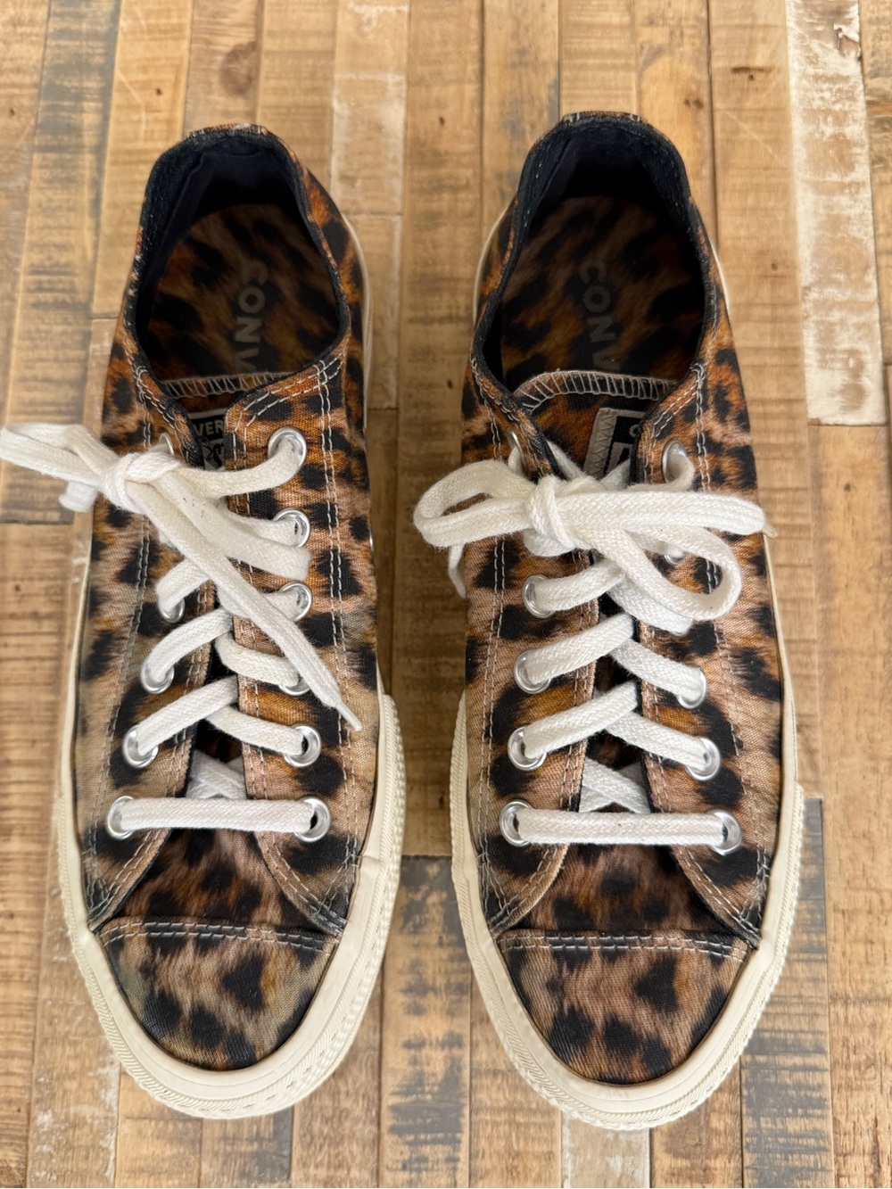 Converse Womens Leopard-Print Platform Low-Top Sneakers in Brown and Black - Picture 9 of 9